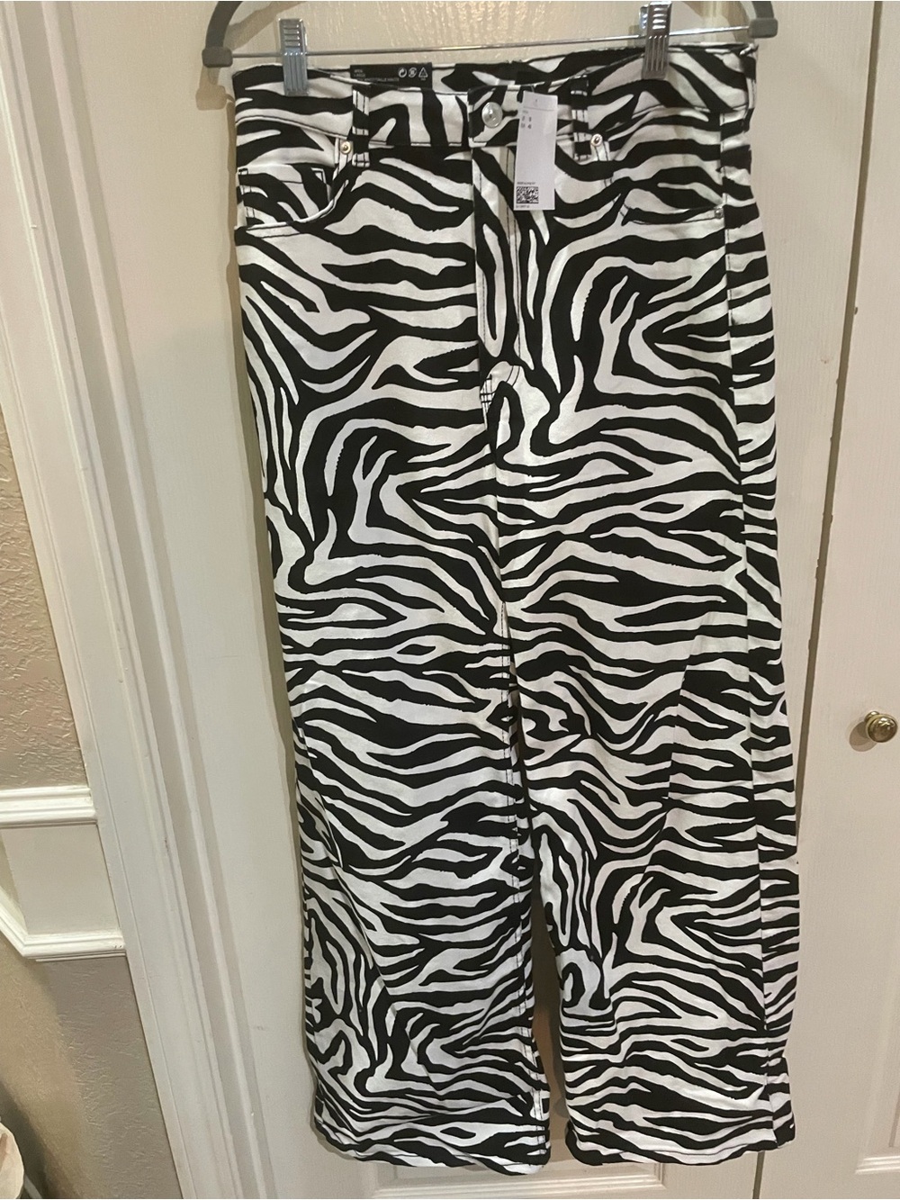 Divided Zebra Print Wide-Leg Pants - Black & White